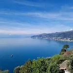 Un Giardino Su Camogli By World *